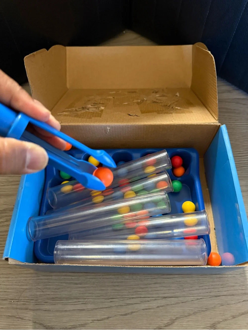 N/A tweezertongs color